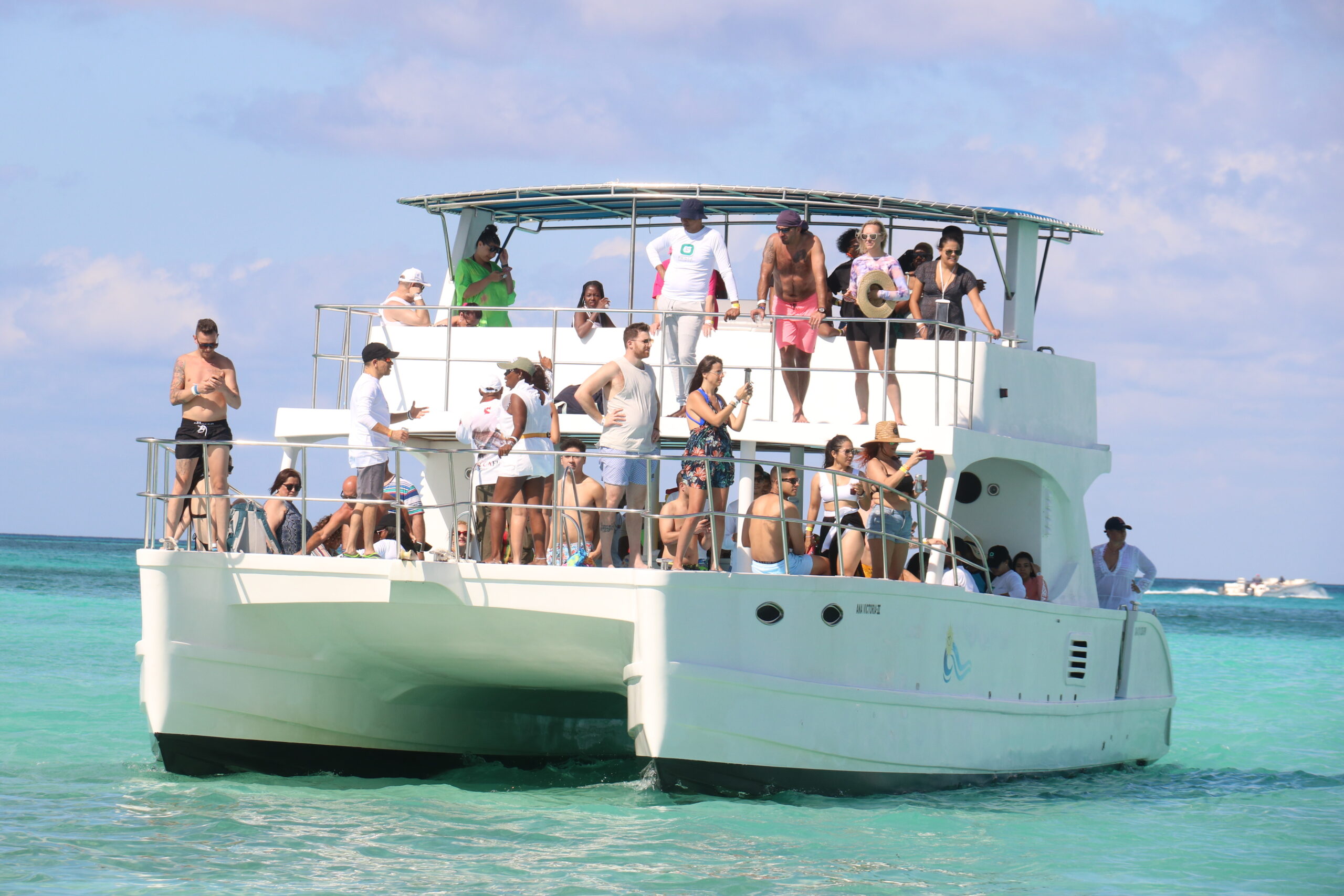 Saona in Scenes, Chapter 4: The First Stretch of Open Water